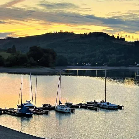Semesterbostad Direkt Am Diemelsee-heringhausen-willingen-toplage-sauna-3 Schlafzimmer-2 Terrassen-109 Qm-incl Waesche